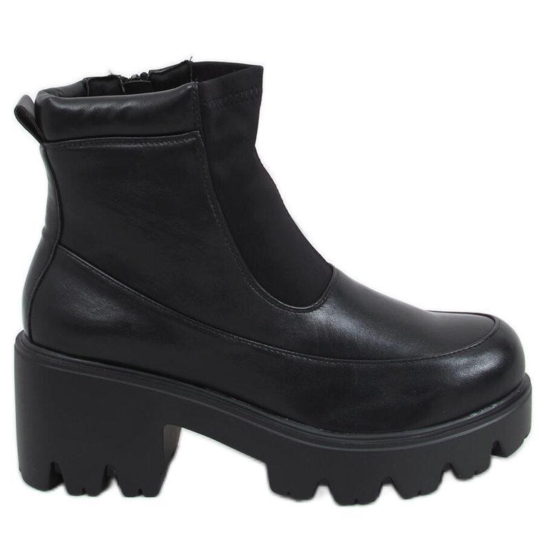 Black Boots on thick soles CH19208 Black