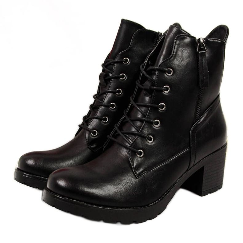 Boots on the post Potocki W WOL19A black