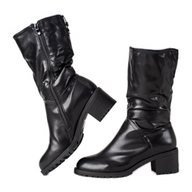 TRENDI Comfortable boots with eco leather black