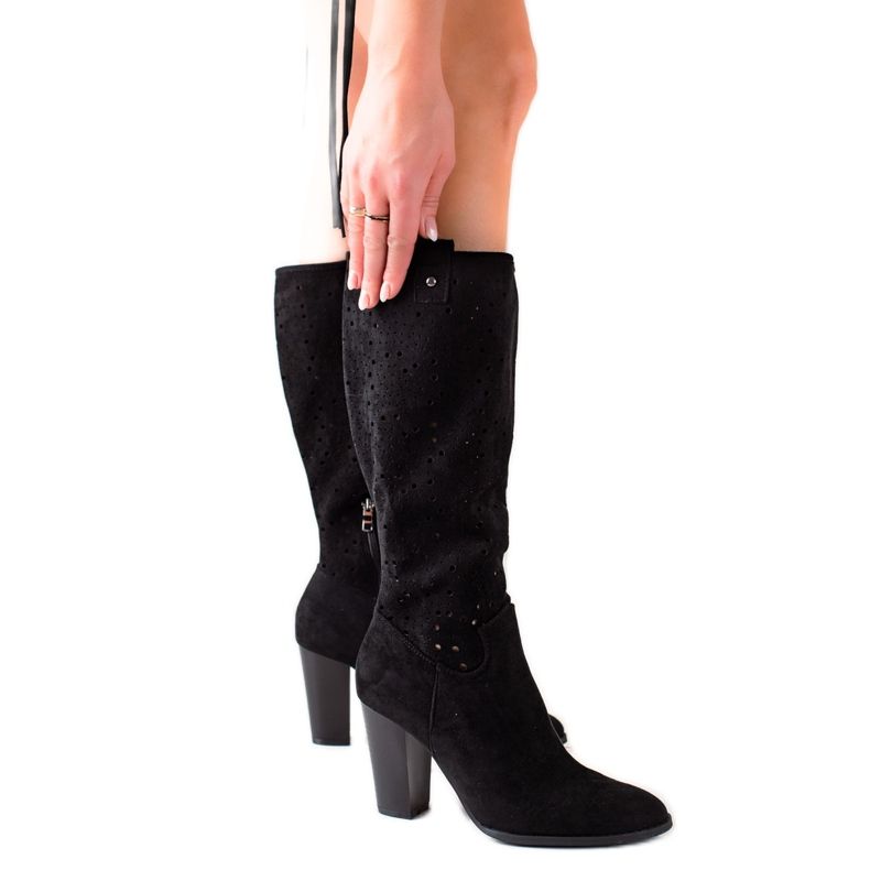 TRENDI Openwork boots on a post black