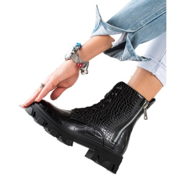 TRENDI Workers with a decorative zipper black TRENDI Workers with a decorative zipper black