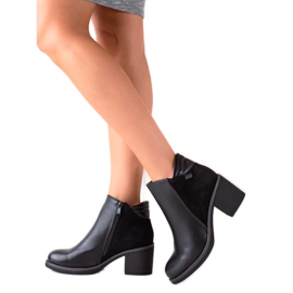 TRENDI Classic boots black