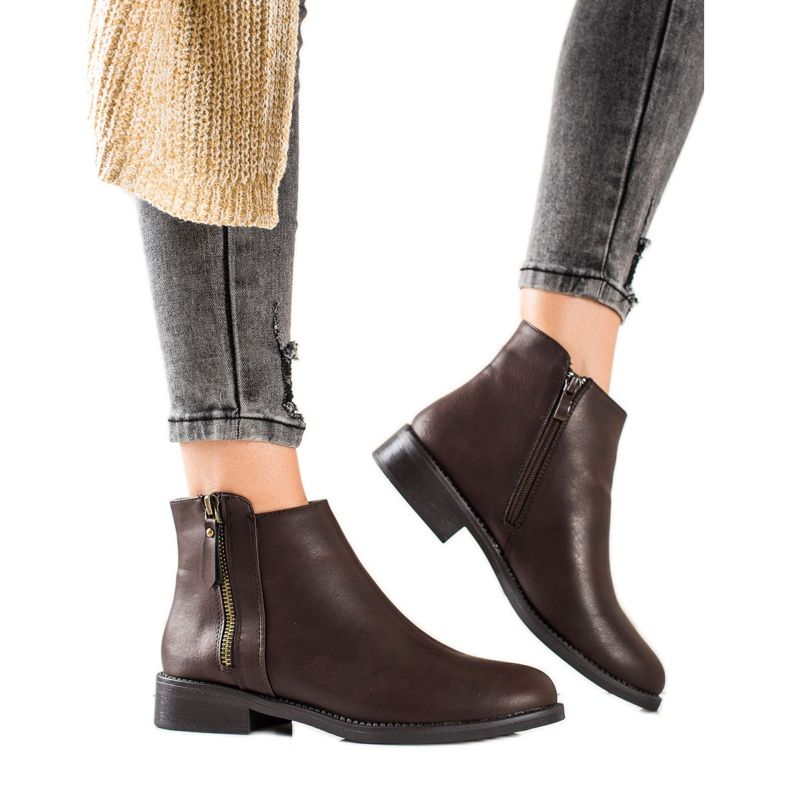 Lovery Brown Booties On A Zipper