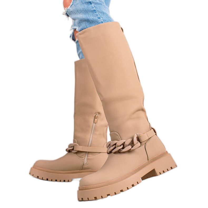 TRENDI Fashionable Beige Boots On The Platform