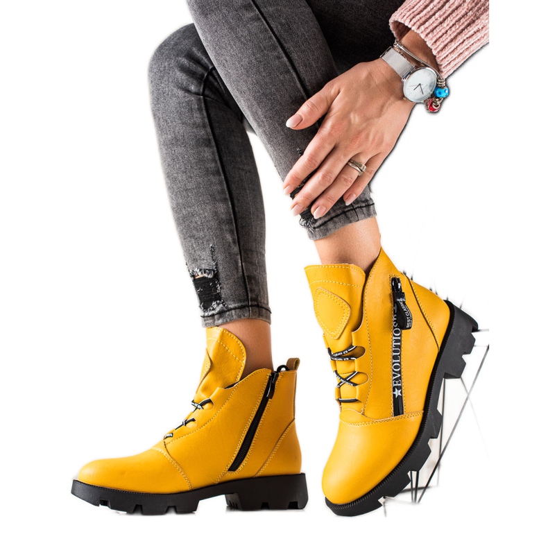 Sergio Leone Yellow Fashion Workers golden Sergio Leone Yellow Fashion Workers golden