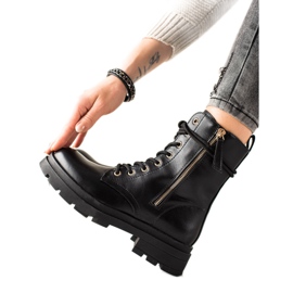 Sixth Sense Black Boots Traper With Eco Leather