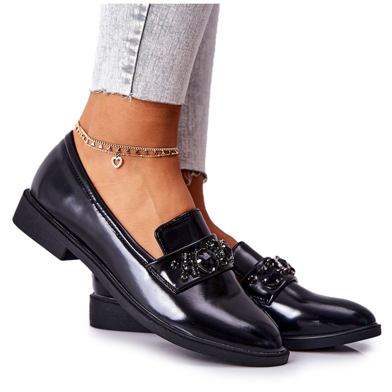 PG1 Shoes With Decorative Black Valisso Strip