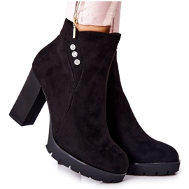 PG1 Black Lagerlla Suede Boots On A Post