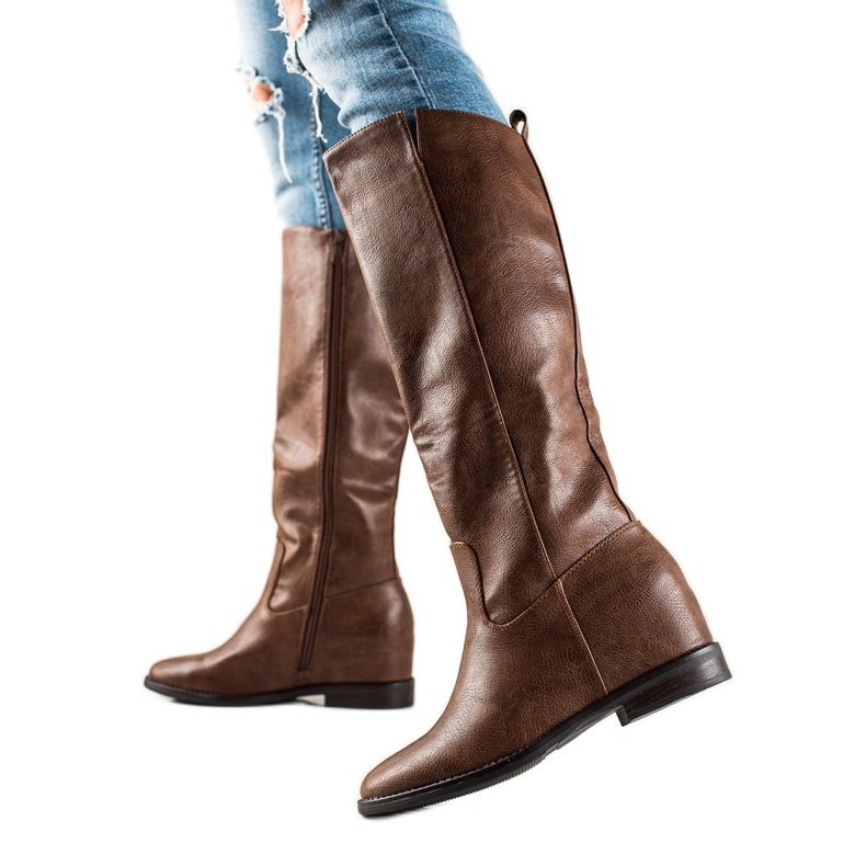 TRENDI Brown Wedge Boots