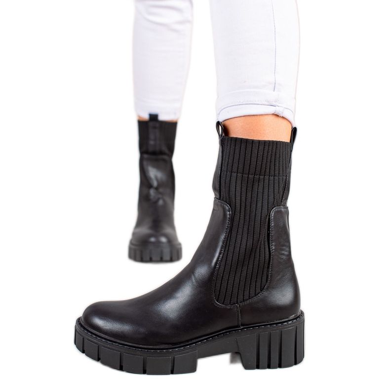 Laura Mode Slip-on Chelsea Boots On The Platform black