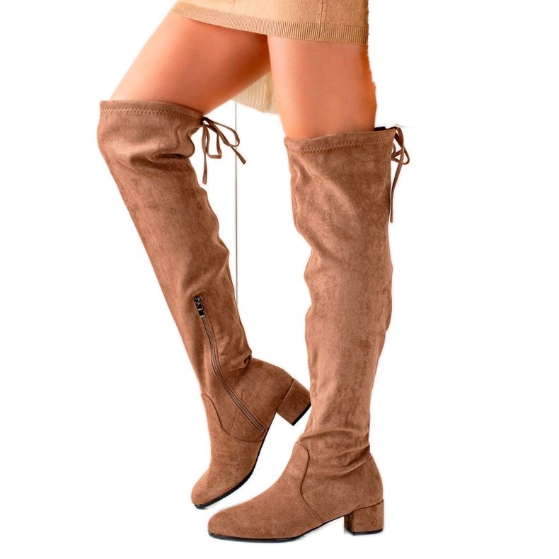 Fashionable Beige Musketeers brown
