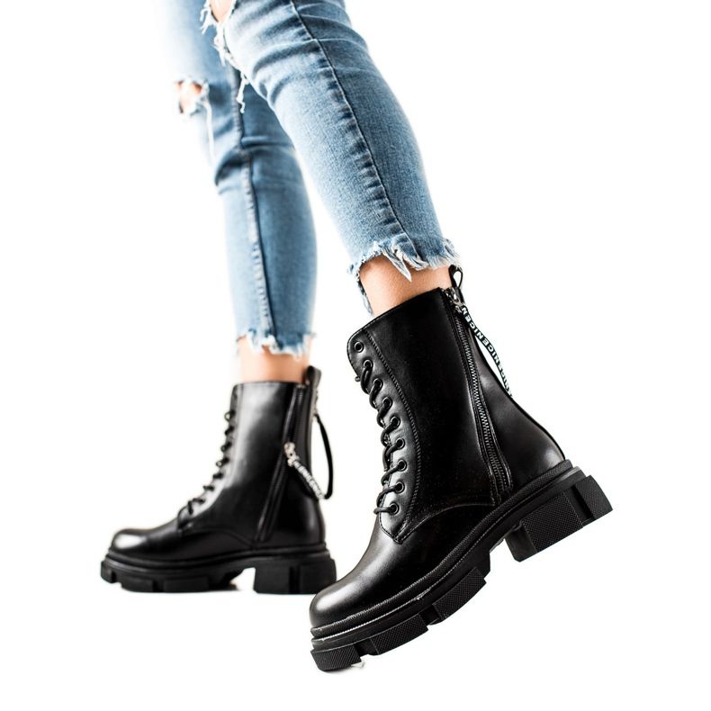 Bona Black Boots With Decorative Zipper