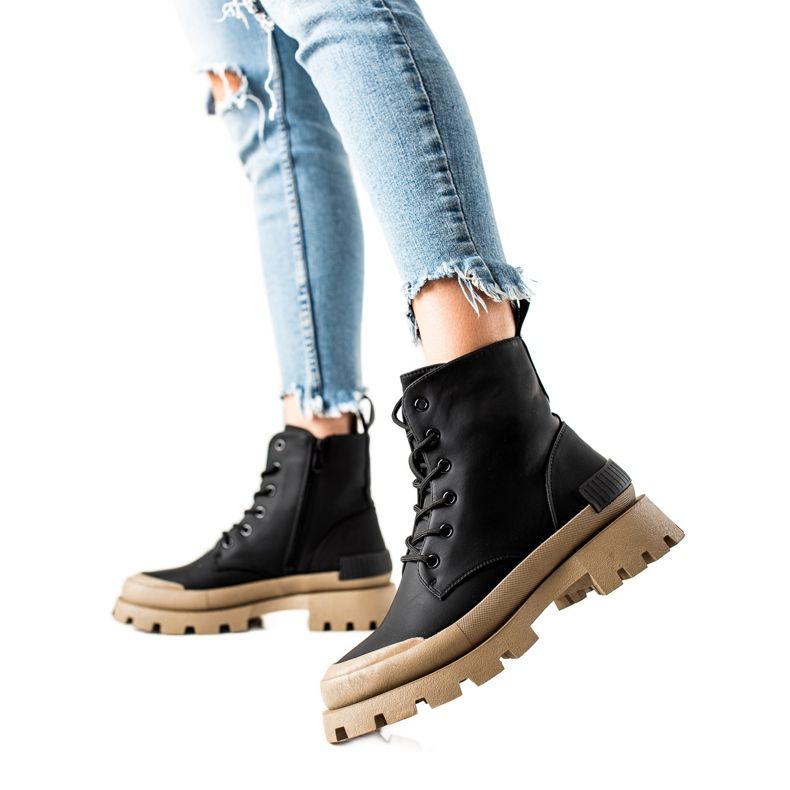Seastar Fashionable insulated hiking boots black