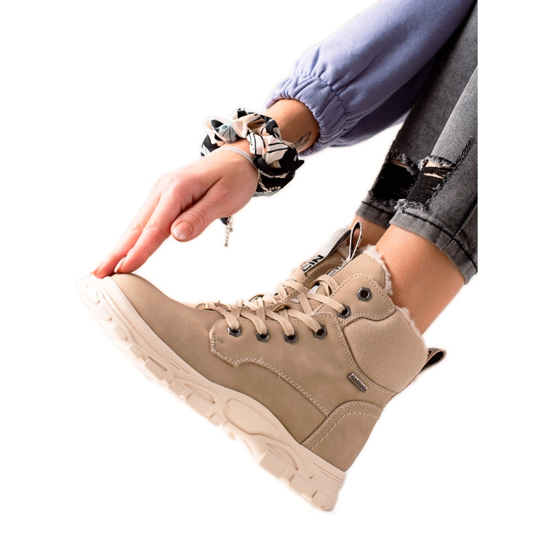 Goodin Sports Beige Trappers