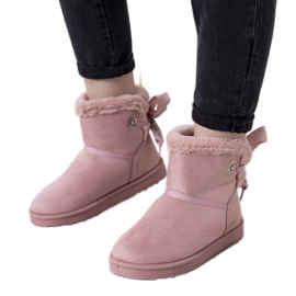 Pink insulated snow boots from Hamilton