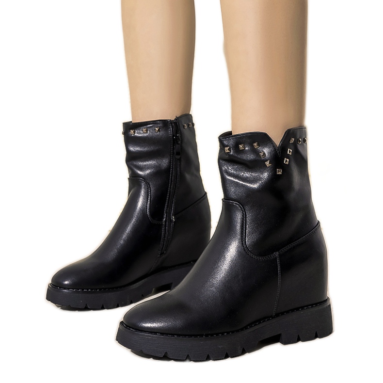 Black women's boots on the Carmen wedge