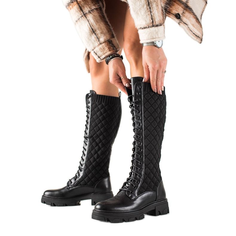 TRENDI Quilted Worker Boots black