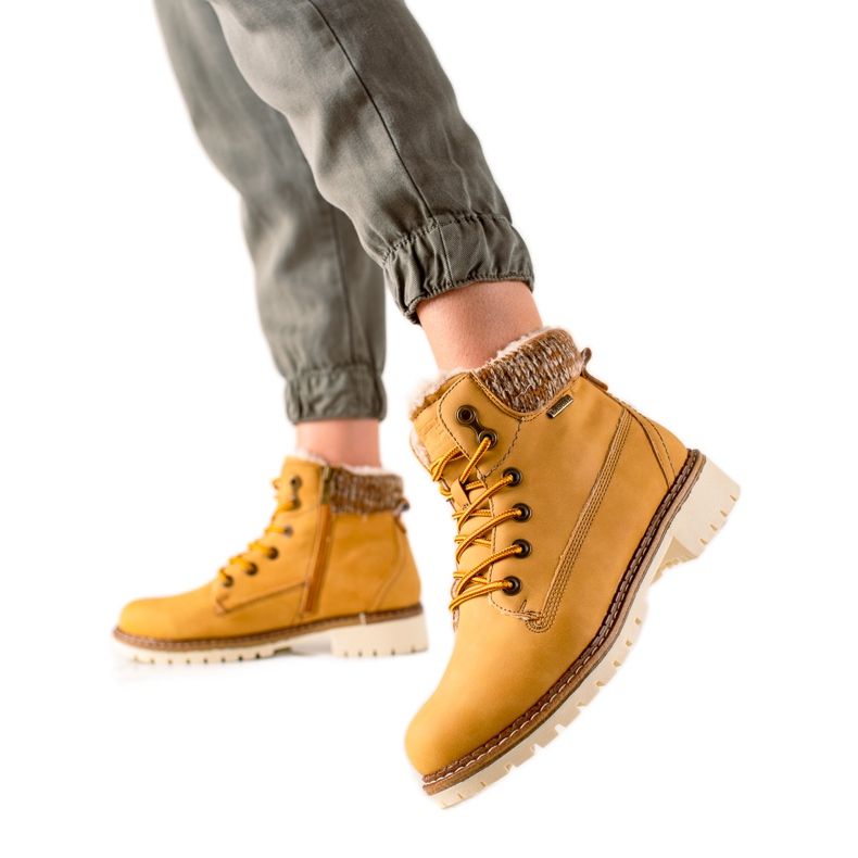 Goodin Mustard Trappers yellow