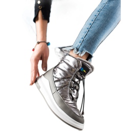 TRENDI Fashionable Shiny Snow Boots silver