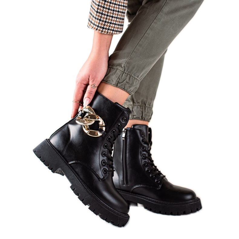 Groto Gogo Black Trappers With Ornament