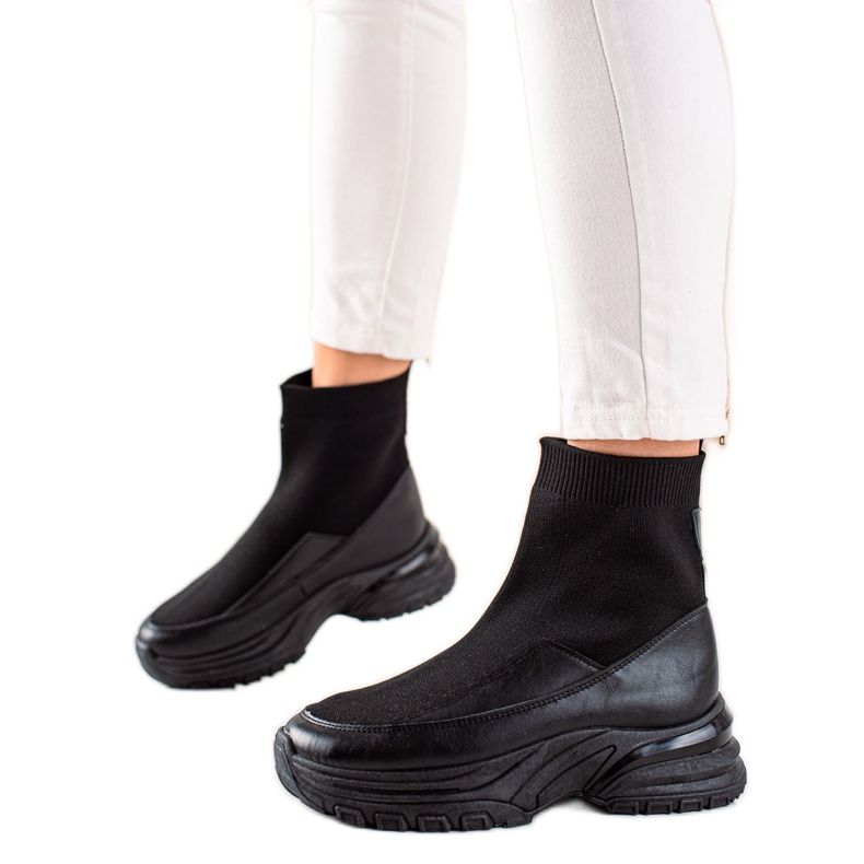 Seastar Slip-on boots with a sock black