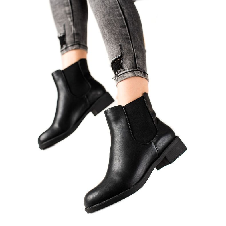 TRENDI Classic Chelsea boots black