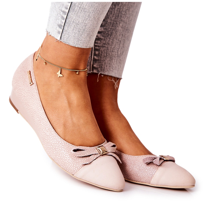 Leather Wedge Pumps Monnari 0590-M04 Light pink Leather Wedge Pumps Monnari 0590-M04 Light pink