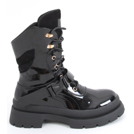Military varnished Jens Black boots