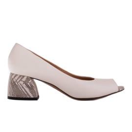 Marco Shoes Pumps with high heels, barrel type white
