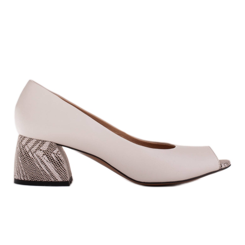 Marco Shoes Pumps with high heels, barrel type white