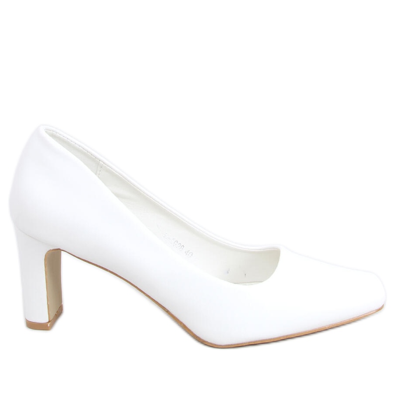 Pumps on the Ester White post
