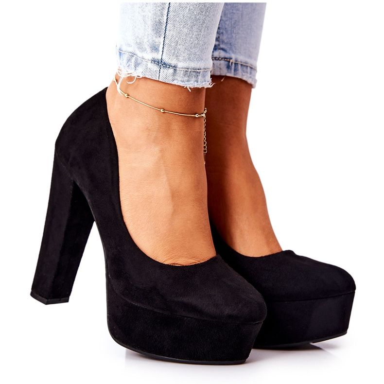 WS1 Suede Pumps On The Black Bemiso Platform