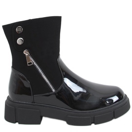 Unni Black lacquered boots