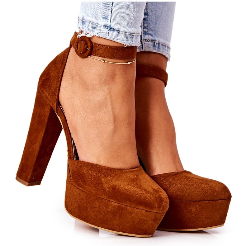 WS1 Pumps On A Post Camel Netel Suede Platform brown
