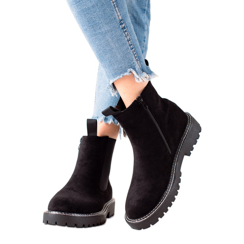 Ideal Shoes Suede Booties On The Platform black Ideal Shoes Suede Booties On The Platform black