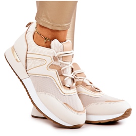 FS2 Sport Shoes On The Beige Ginevra Platform