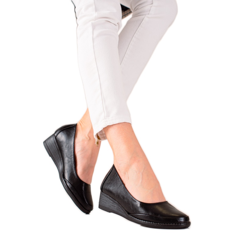Casual VINCEZA pumps black