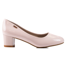 Goodin Elegant Lacquered Pumps beige