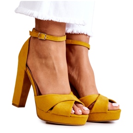 FM1 Suede Sandals On A Post Yellow Lanelle