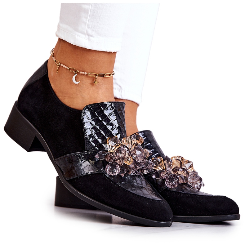 Suede Shoes With Black Davine Decoration