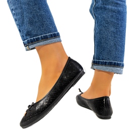Black ballerinas with openwork pattern Negrete Black ballerinas with openwork pattern Negrete