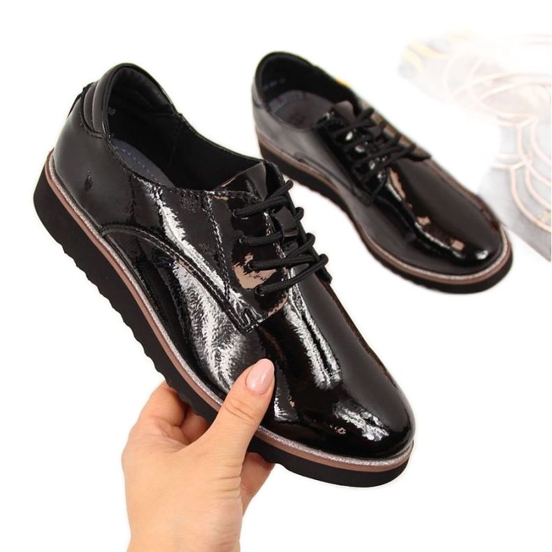 Leather lacquered shoes Filippo W PAW174 black