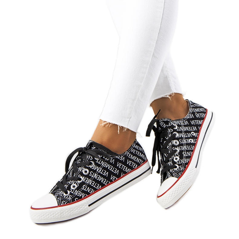 Black Ellis women's sneakers