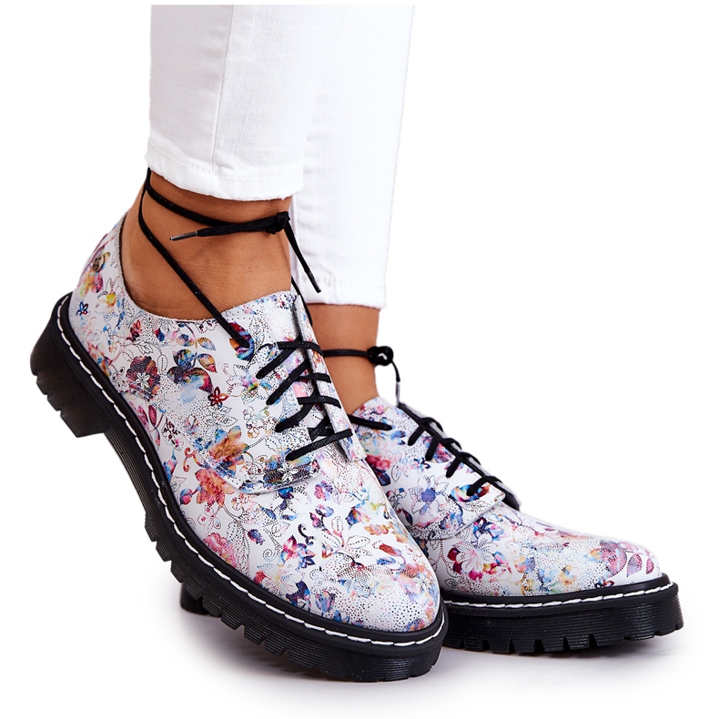 Women's Oxfords Maciejka 4087A-38 Leather Shoes White With Flowers multicolored