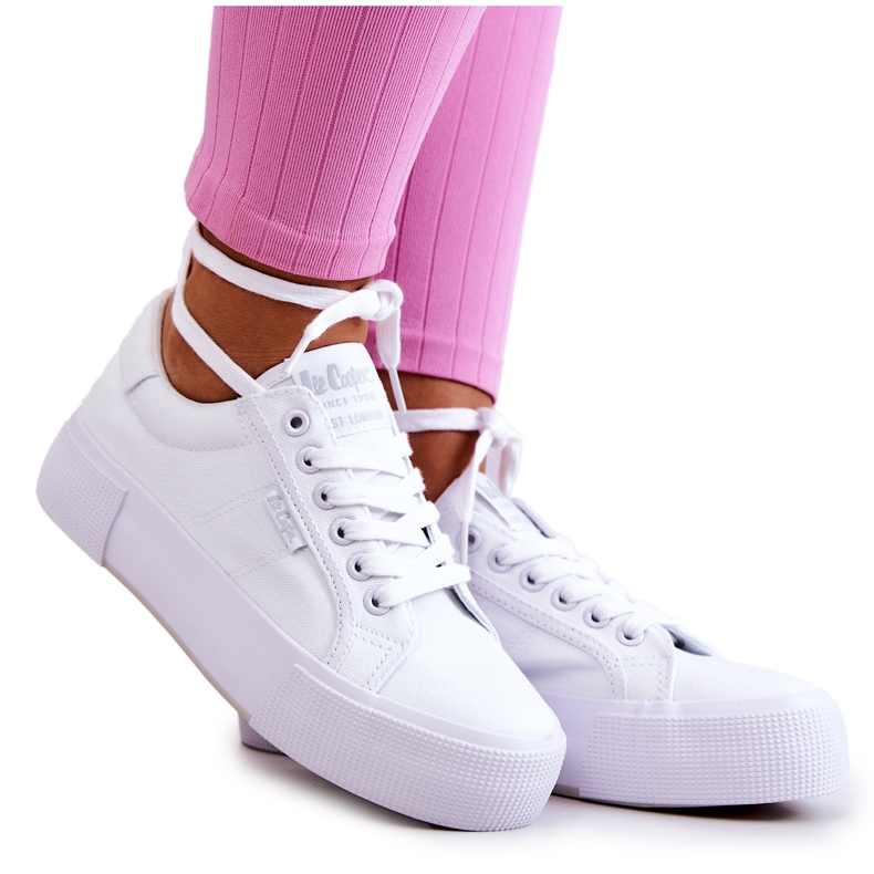 Lee Cooper LCW-22-31-0884L White Sneakers