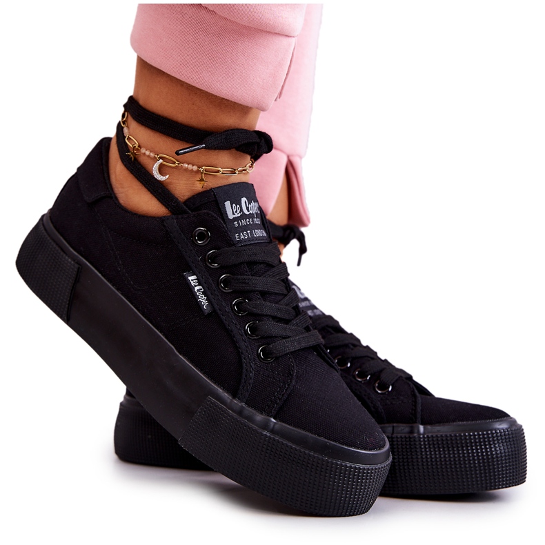Black Lee Cooper LCW-22-31-0885L Black Sneakers Black Lee Cooper LCW-22-31-0885L Black Sneakers