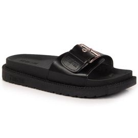 Black Slippers on the Big Star W JJ274A307 platform