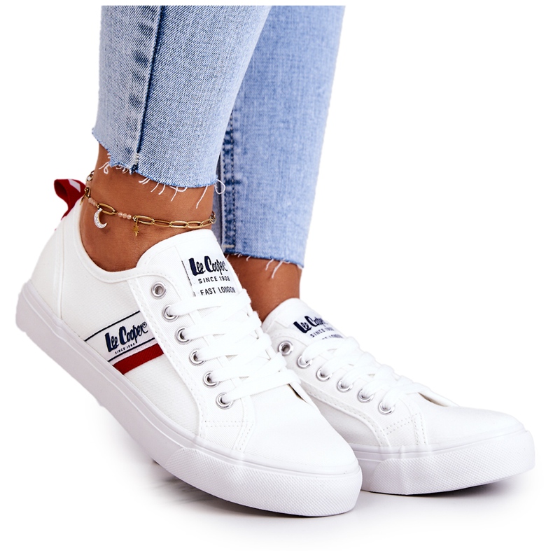 Lee Cooper LCW-22-31-0830L White Sneakers Lee Cooper LCW-22-31-0830L White Sneakers