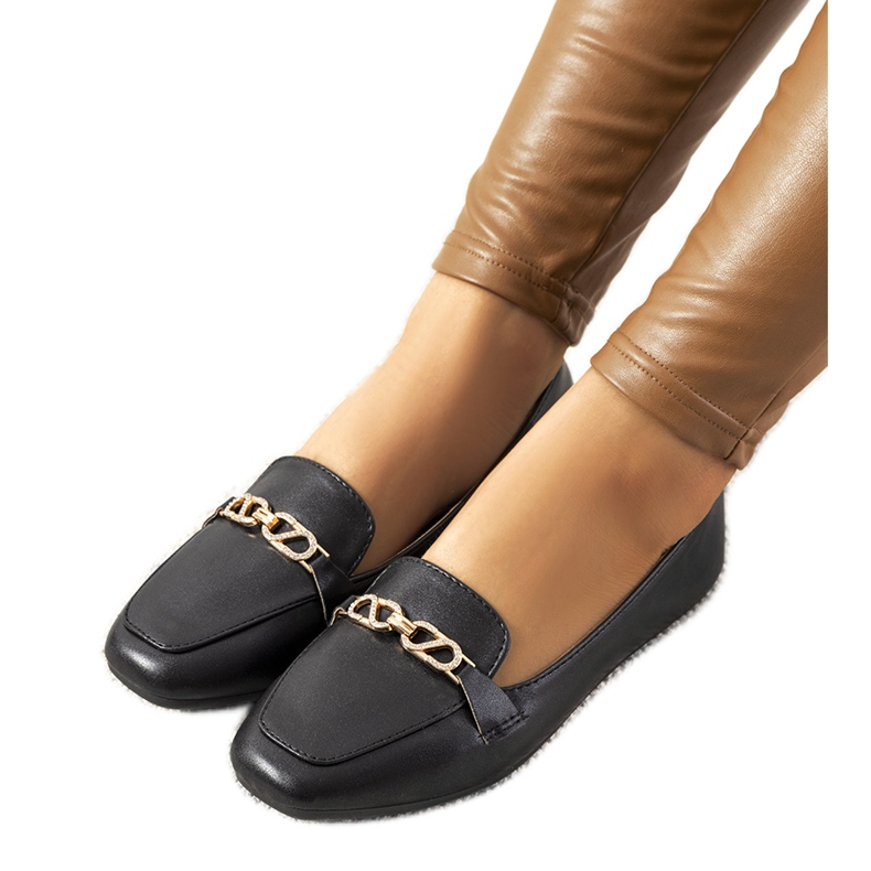 Black loafers with a square toe from Milder