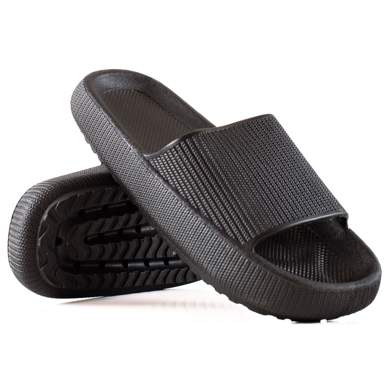 TRENDI Black Slippers